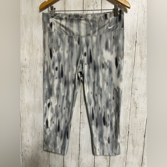 Nike Pants - NIKE Dri-Fit Stretch Gray Tie Dye Capri Leggings Women's Size L